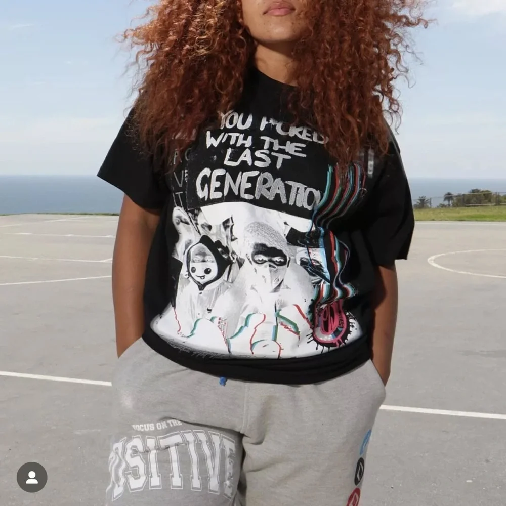 Graphic Mens Shiesty Black T-Shirt with Bold Design - Picture 2 of 2